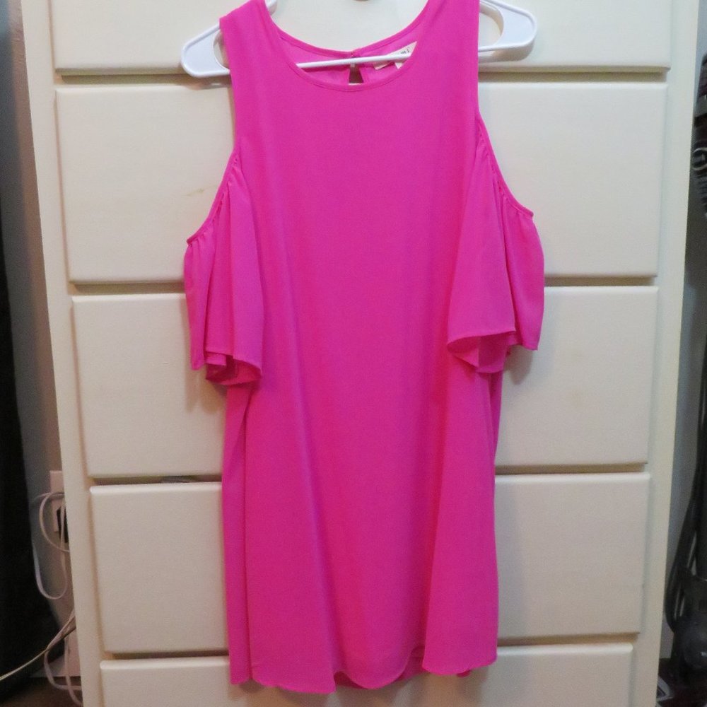 mi ami Pink Cold Shoulder Dress